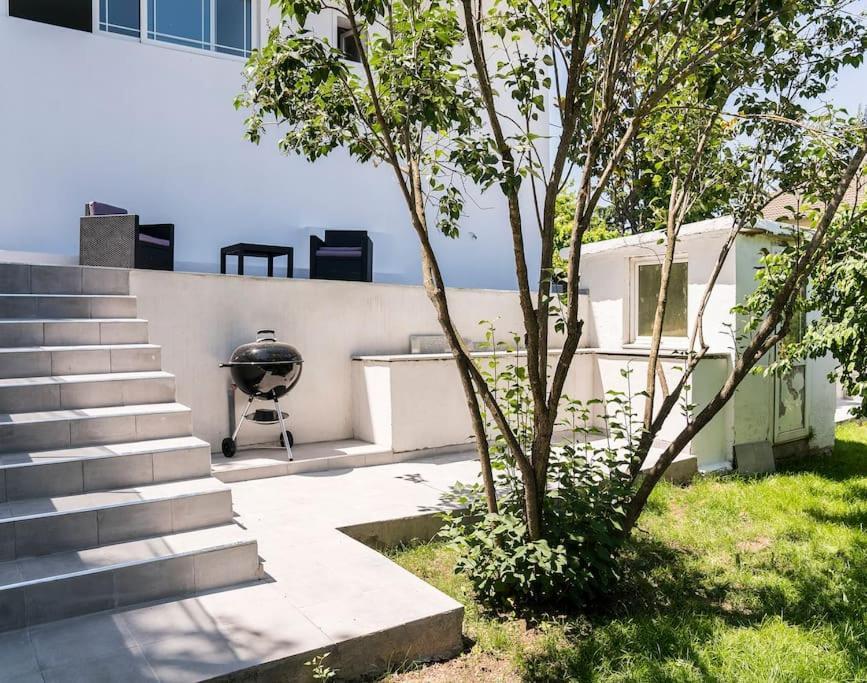 Villa 20 Min From Bcn- Charming House W/ Pool & Bbq Area Cervelló Exterior foto